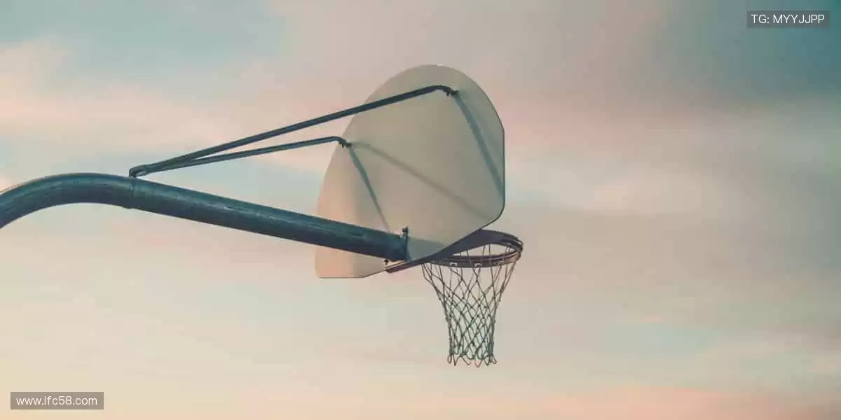 💻实时互动，与千万球迷共燃热血！💬